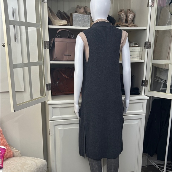 Wilfred Dark Gray Vest with Brown Belt - Picture 9 of 15